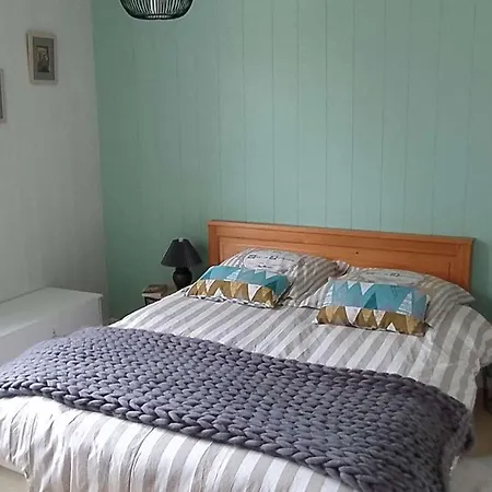Bel T2 Avec Vue Et Balcon A - Fr-1-804-27 *